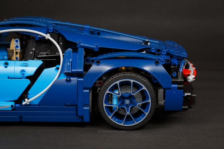 LEGO 42083 WordPress-42